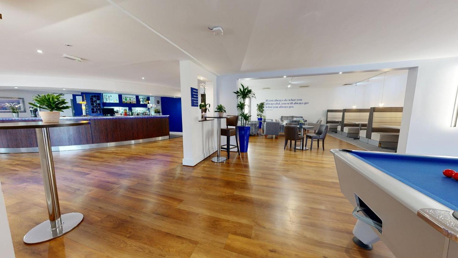 Hotel Cim Business Centre Maidenhead Esterno foto